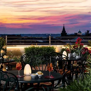Marcella Royal - Rooftop Garden **** Rome